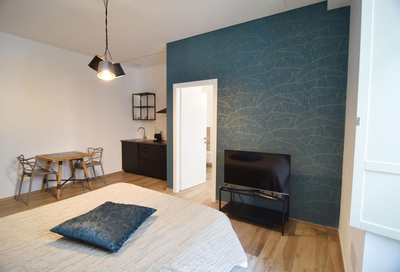 Roma 141 Apartment Fossano Ngoại thất bức ảnh
